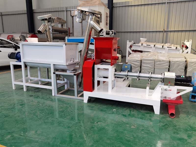 900kg/h floating fish feed machine Feed size 5 mm in pakistan